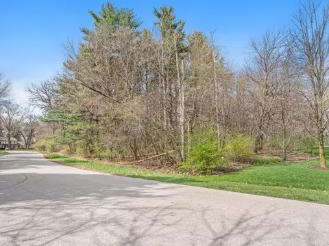 5 White Pines Lane, Hampshire, IL 60140
