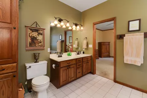 3109 Eagle Crest Rd, Bloomington, IL 61704 photo 24