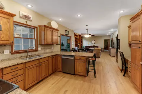 3109 Eagle Crest Rd, Bloomington, IL 61704 photo 14