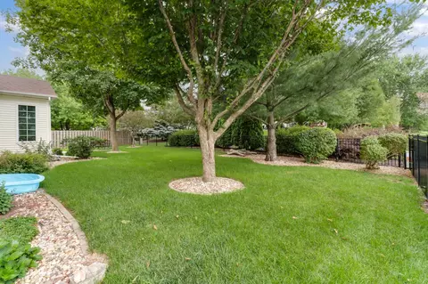 3109 Eagle Crest Rd, Bloomington, IL 61704 photo 47