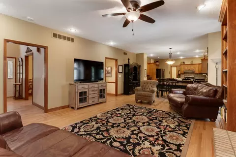 3109 Eagle Crest Rd, Bloomington, IL 61704 photo 9