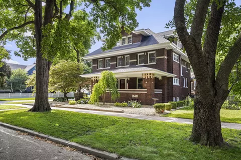 303 W North St, Morris, IL 60450