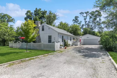 37439 N Antonio Ave, Lake Villa, IL 60046