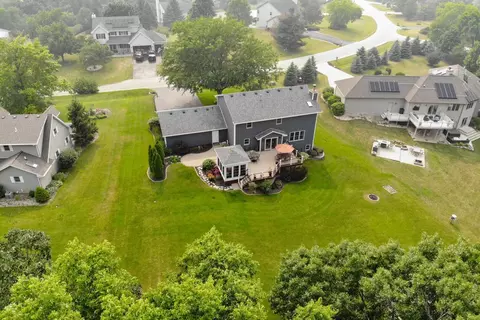 12293 Whispering Winds Dr, Roscoe, IL 61073 photo 63