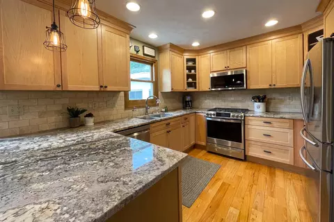 12293 Whispering Winds Dr, Roscoe, IL 61073 photo 10