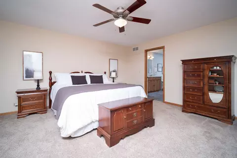 12293 Whispering Winds Dr, Roscoe, IL 61073 photo 24