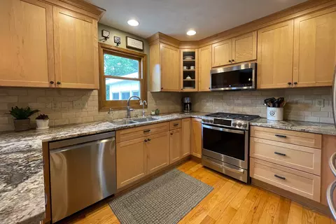 12293 Whispering Winds Dr, Roscoe, IL 61073 photo 11