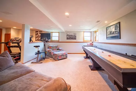12293 Whispering Winds Dr, Roscoe, IL 61073 photo 41
