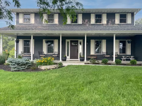12293 Whispering Winds Dr, Roscoe, IL 61073 photo 4