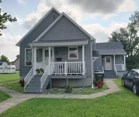 1025 1027 S Broadway St, Coal City, IL 60416