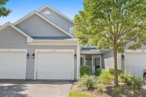 118 Polaris Dr, Lake In The Hills, IL 60156