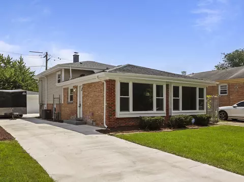 16007 Marshfield Ave, Harvey, IL 60426