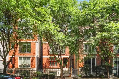 2921 N Damen Ave #2, Chicago, IL 60618