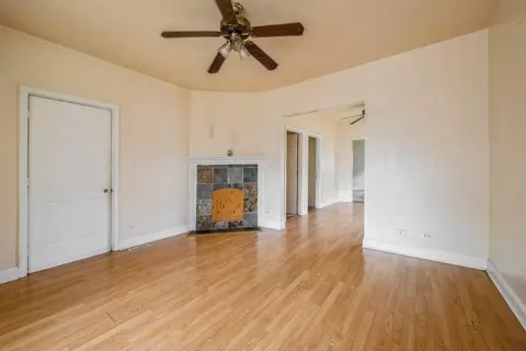 2139 N Kenneth Ave, Chicago, IL 60639 photo 2