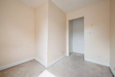 2139 N Kenneth Ave, Chicago, IL 60639 photo 14