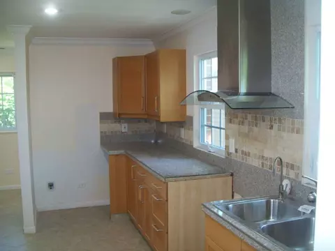 6849 Garden Ln, Bridgeview, IL 60455 photo 5