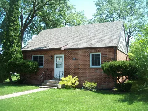 6849 Garden Ln, Bridgeview, IL 60455