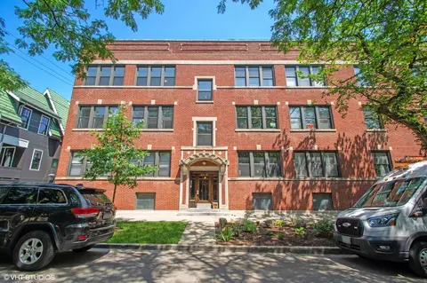 1410 W Catalpa Ave #3, Chicago, IL 60640