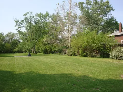 622 E Main St, Amboy, IL 61310 photo 3