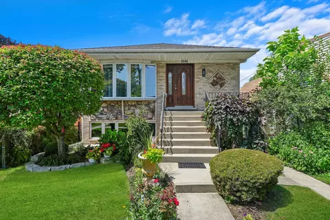 3546 Sunset Ln, Franklin Park, IL 60131