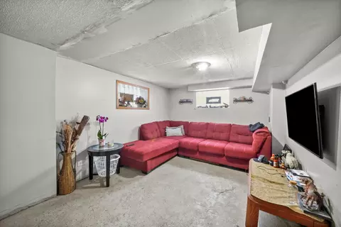 4615 S Keeler Ave, Chicago, IL 60632 photo 4