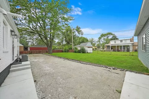 7910 W 71st St, Bridgeview, IL 60455 photo 24