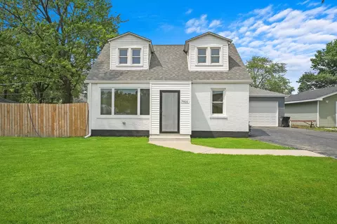 7910 W 71st St, Bridgeview, IL 60455