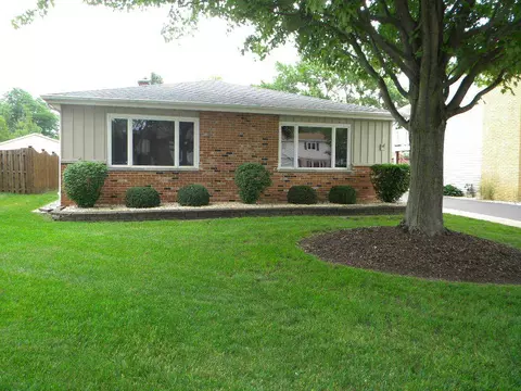 545 N La Londe Ave, Lombard, IL 60148