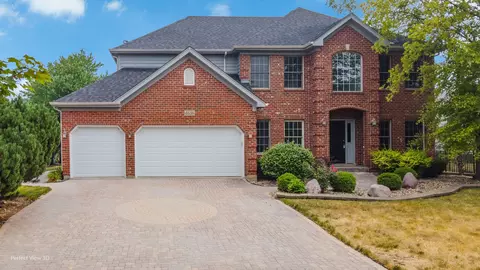 4636 Mather Ct, Naperville, IL 60564