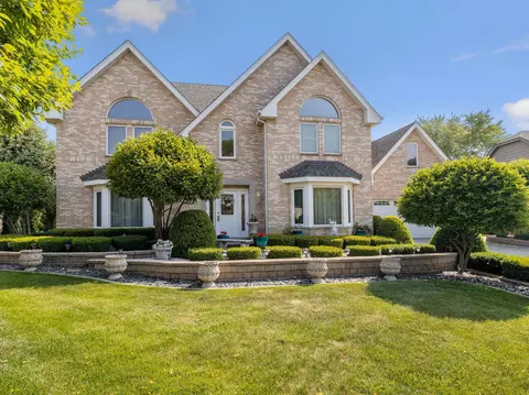 10630 White Tail Run, Orland Park, IL 60467