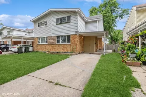 9422 Ironwood Ln #9422, Des Plaines, IL 60016