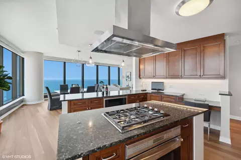 60 E Monroe St #6501, Chicago, IL 60603 photo 10