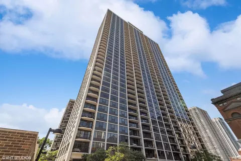 1560 N Sandburg Ter #1602-1604, Chicago, IL 60610