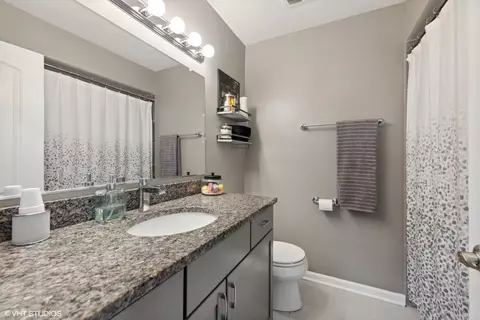 732 W Sable Ave, Addison, IL 60101 photo 12