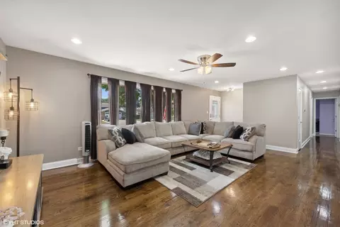 732 W Sable Ave, Addison, IL 60101 photo 3
