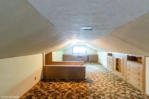 301 S Wolf Rd, Des Plaines, IL 60016 photo 9