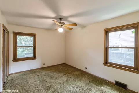 301 S Wolf Rd, Des Plaines, IL 60016 photo 5