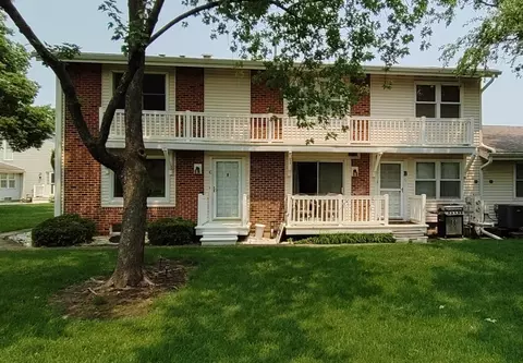 311 Northwestern Ct, Bloomingdale, IL 60108