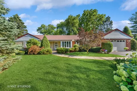 519 S Main St, Mount Prospect, IL 60056