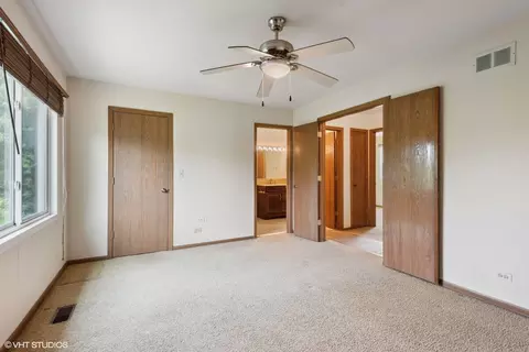 1196 Jasmine Ct, Bartlett, IL 60103 photo 12