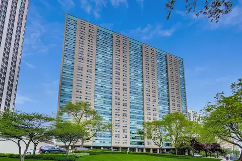 3180 N Lake Shore Dr #10D, Chicago, IL 60657