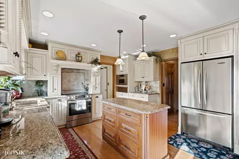 17640 S Richmond Rd, Plainfield, IL 60586 photo 6