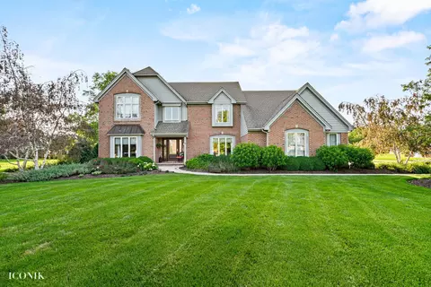 17640 S Richmond Rd, Plainfield, IL 60586