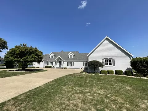 2239 Riverview Dr, Rock Falls, IL 61071