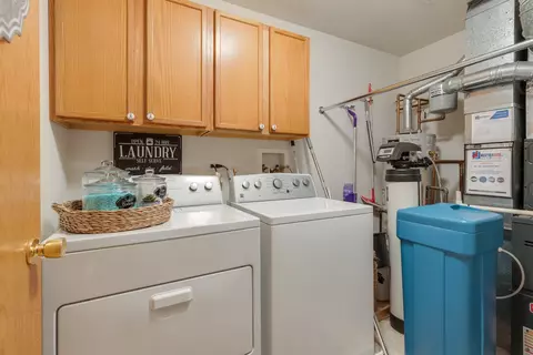1573 Millbrook Dr, Algonquin, IL 60102 photo 16