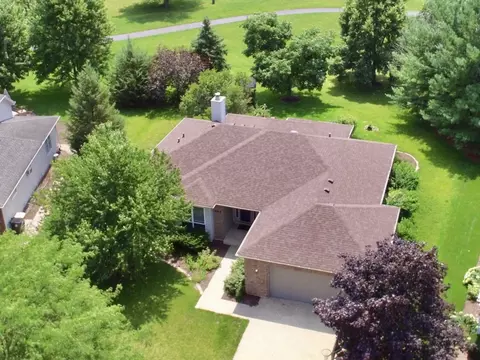 564 Heartland Dr, Yorkville, IL 60560