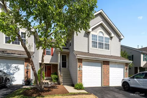 7438 Grandview Ct #7438, Carpentersville, IL 60110