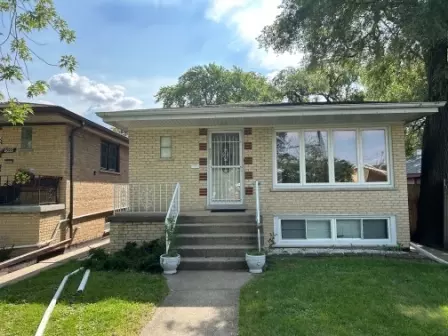 8037 Natchez Ave, Burbank, IL 60459