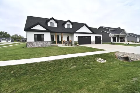 102 Dode Dr, Downs, IL 61736 photo 49