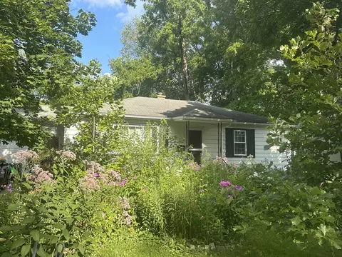 167 Augusta St, Grayslake, IL 60030